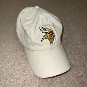 minnesota vikings beige cap
one size
amazing condition